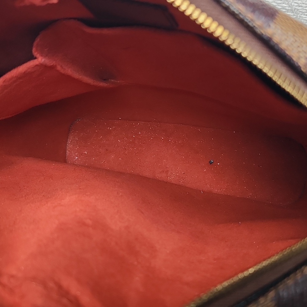 Louis Vuttion Damier Ebene Ipanima Bag - Picture 10 of 10